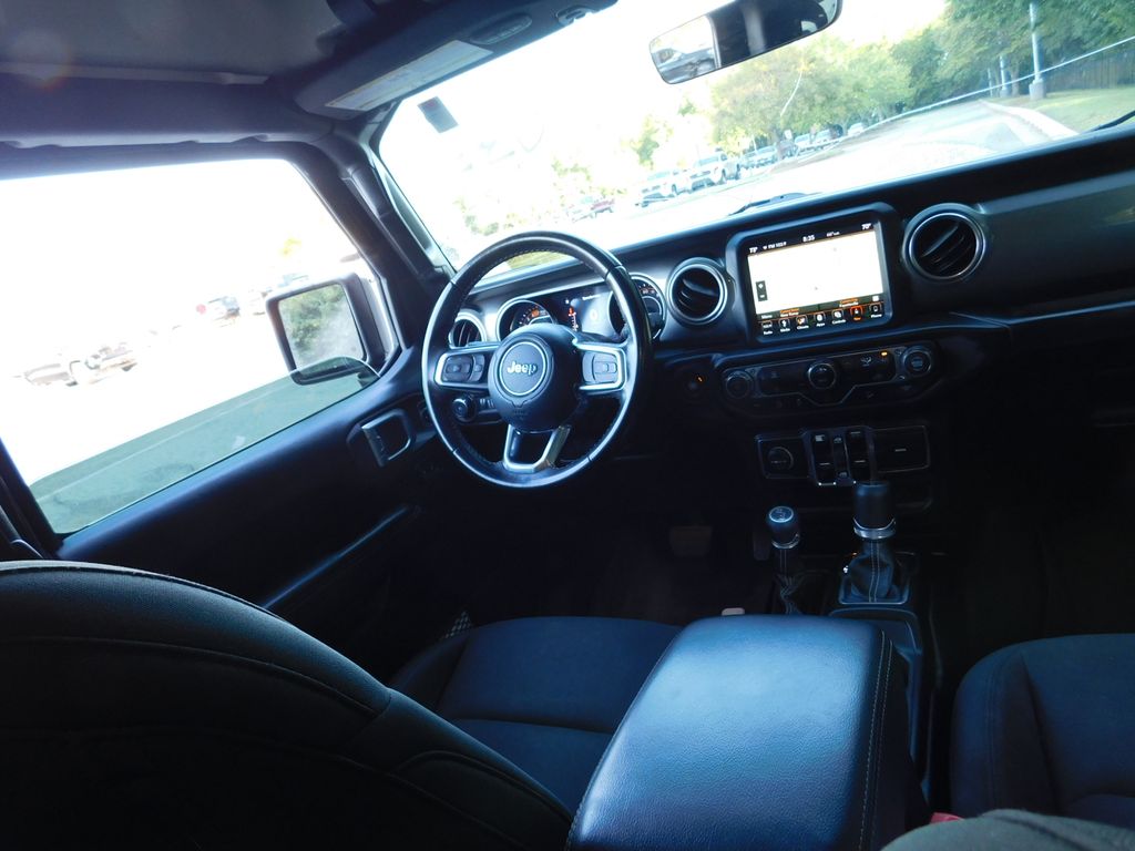 Thumbnail: 2019 Jeep Wrangler - 6