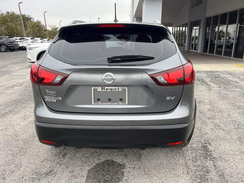 2018 Nissan Rogue Sport SV 6