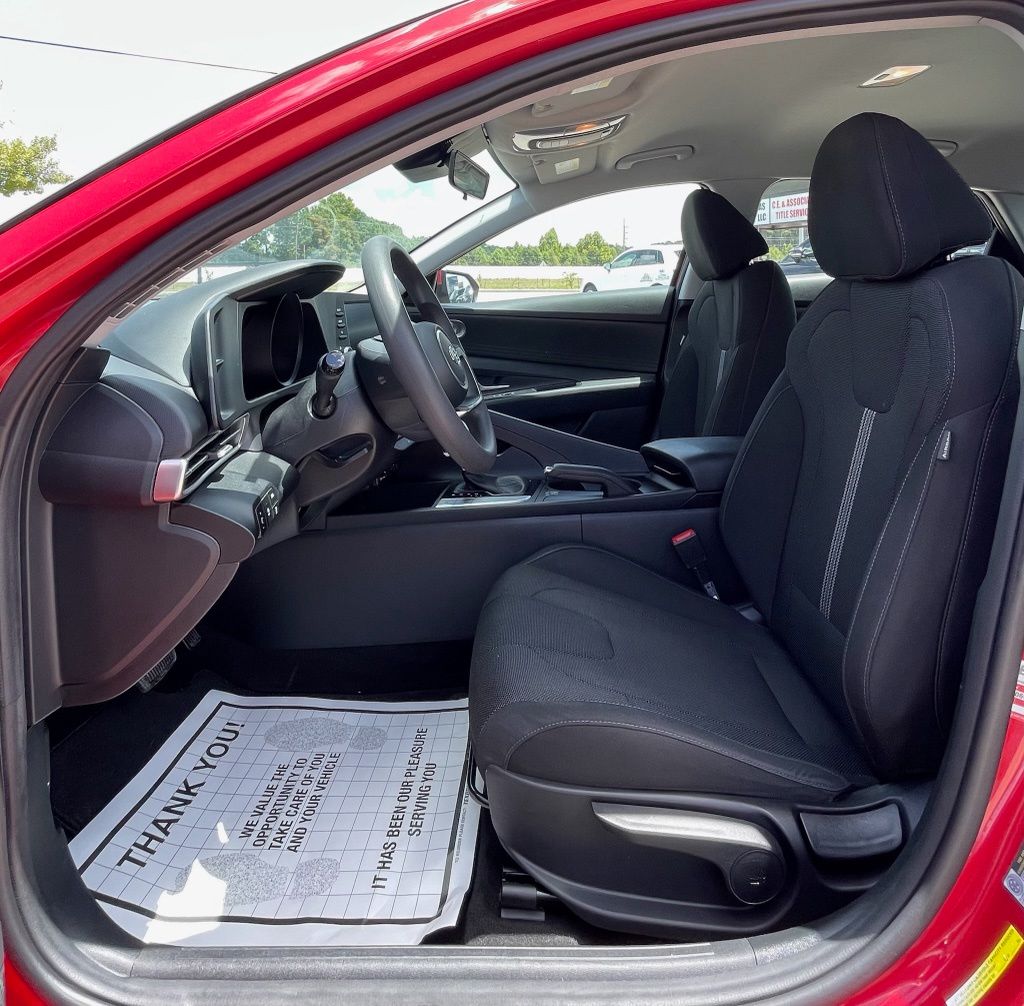 2022 Hyundai Elantra SE Red at DeMontrond Auto Country