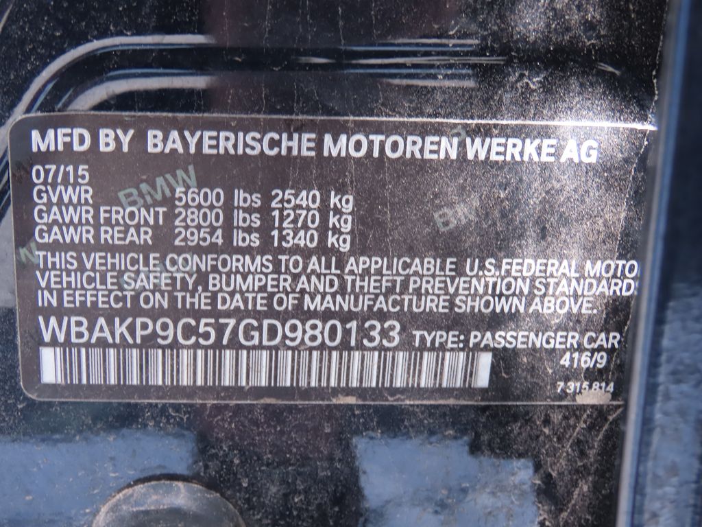 2016 BMW 5 Series 550i xDrive 21