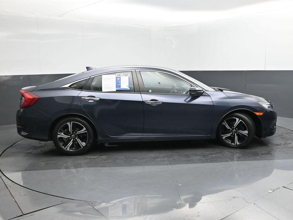 2017 Honda Civic Touring
