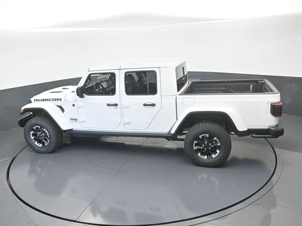New 2026 Bright White Clearcoat Jeep Rubicon image 43