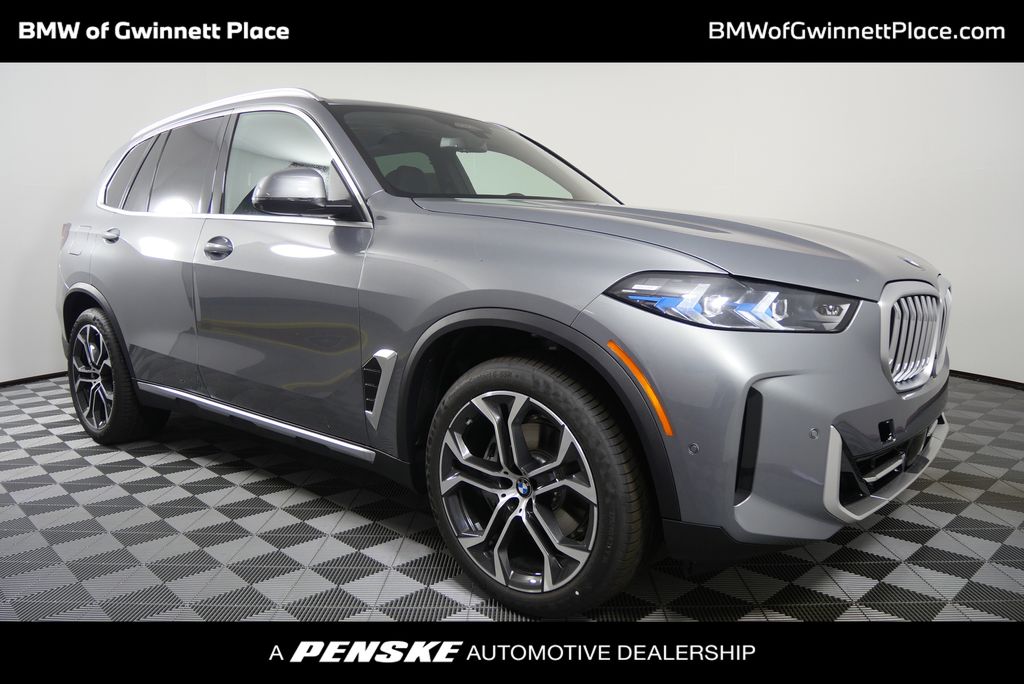 2026 BMW X5 sDrive40i Hero Image