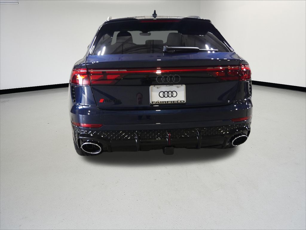 Thumbnail: 2026 Audi RS Q8 - 4