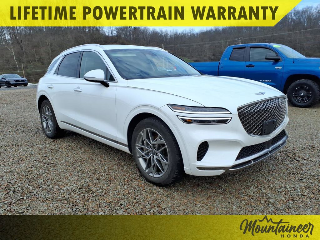 2025 Genesis GV70 2.5T Standard AWD