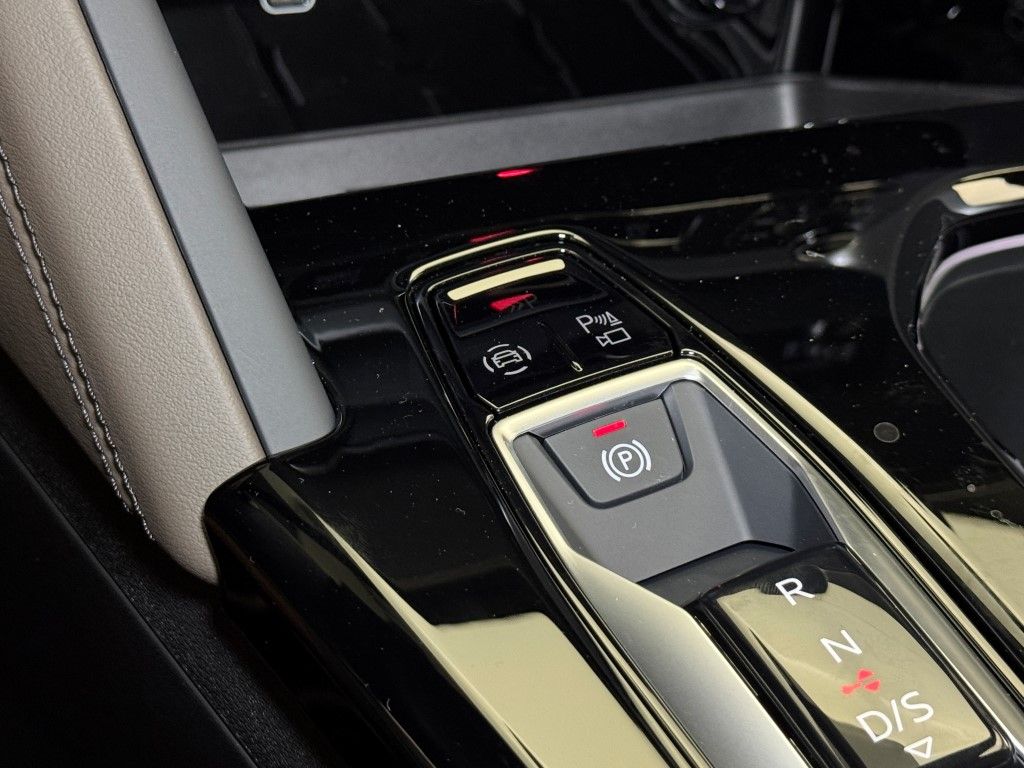 2025 Audi Q5 Premium 27