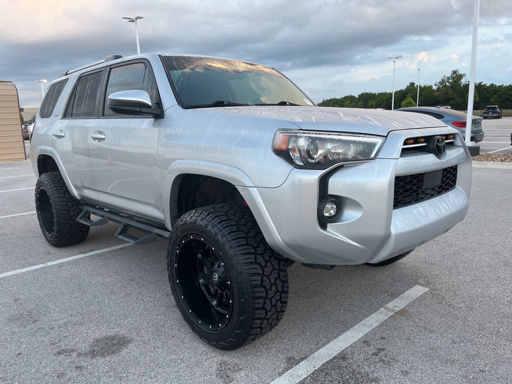 Thumbnail: 2022 Toyota 4Runner - 3