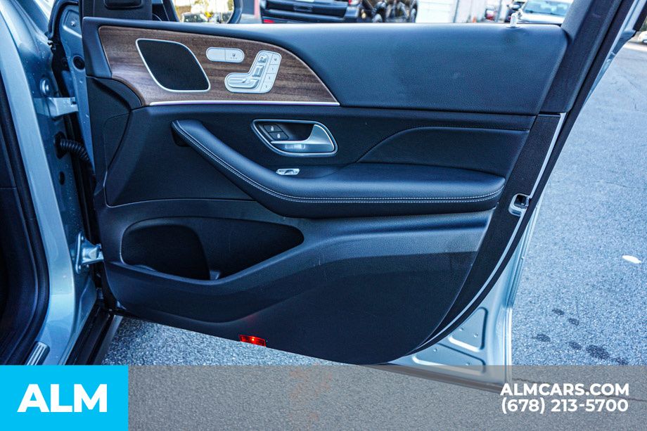 Used 2025 Silver Mercedes-Benz GLE 450e image 55