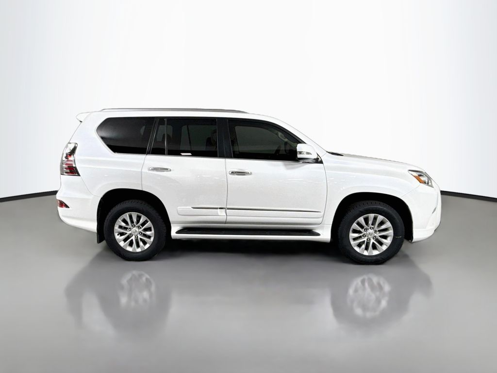 Thumbnail: 2016 Lexus GX - 4