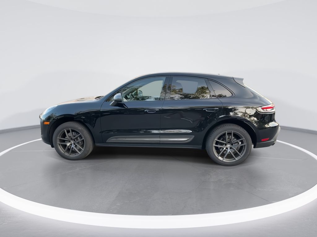 Thumbnail: 2024 Porsche Macan - 5
