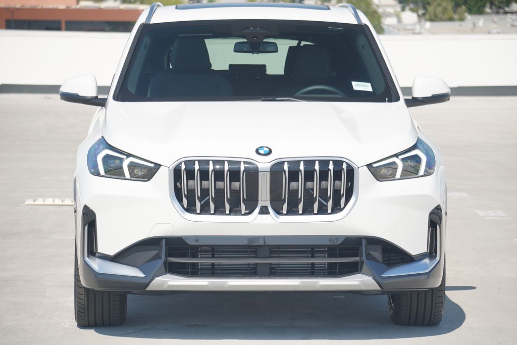 Thumbnail: 2025 BMW X1 - 2