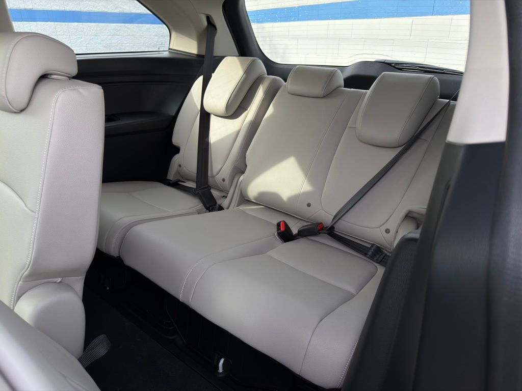 Thumbnail: 2026 Honda Odyssey - 21