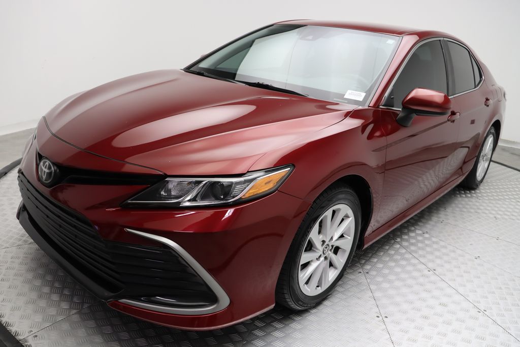 2021 Toyota Camry LE 2