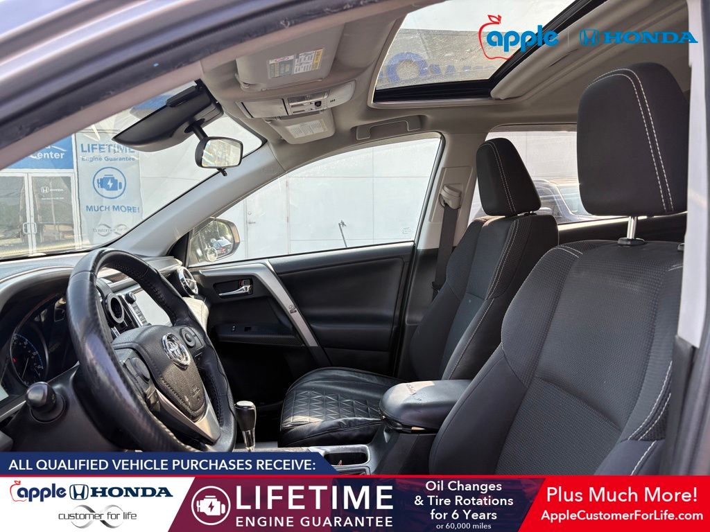 2017 Toyota RAV4 XLE