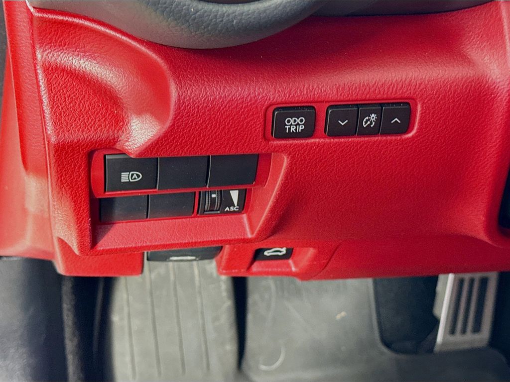 Thumbnail: 2023 Lexus IS - 10