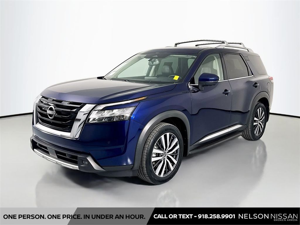 2022 Nissan Pathfinder Platinum 4WD