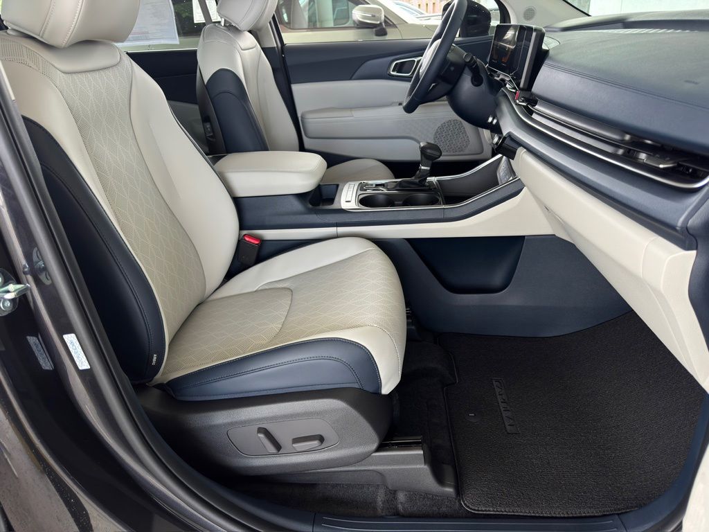 2026 Kia Carnival EX Gray at Community Kia
