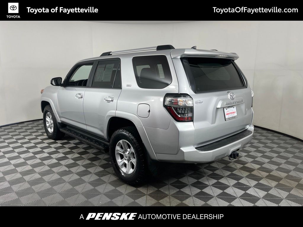 Thumbnail: 2021 Toyota 4Runner - 3