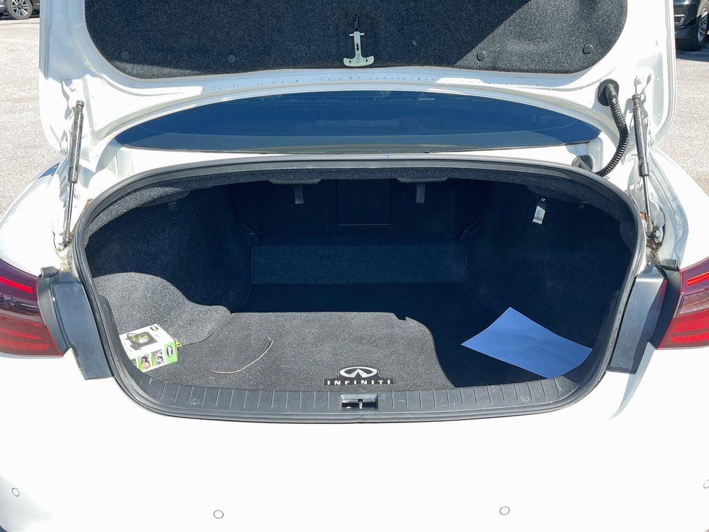 2022 INFINITI Q50 LUXE White at AutoSavvy Houston Northwest