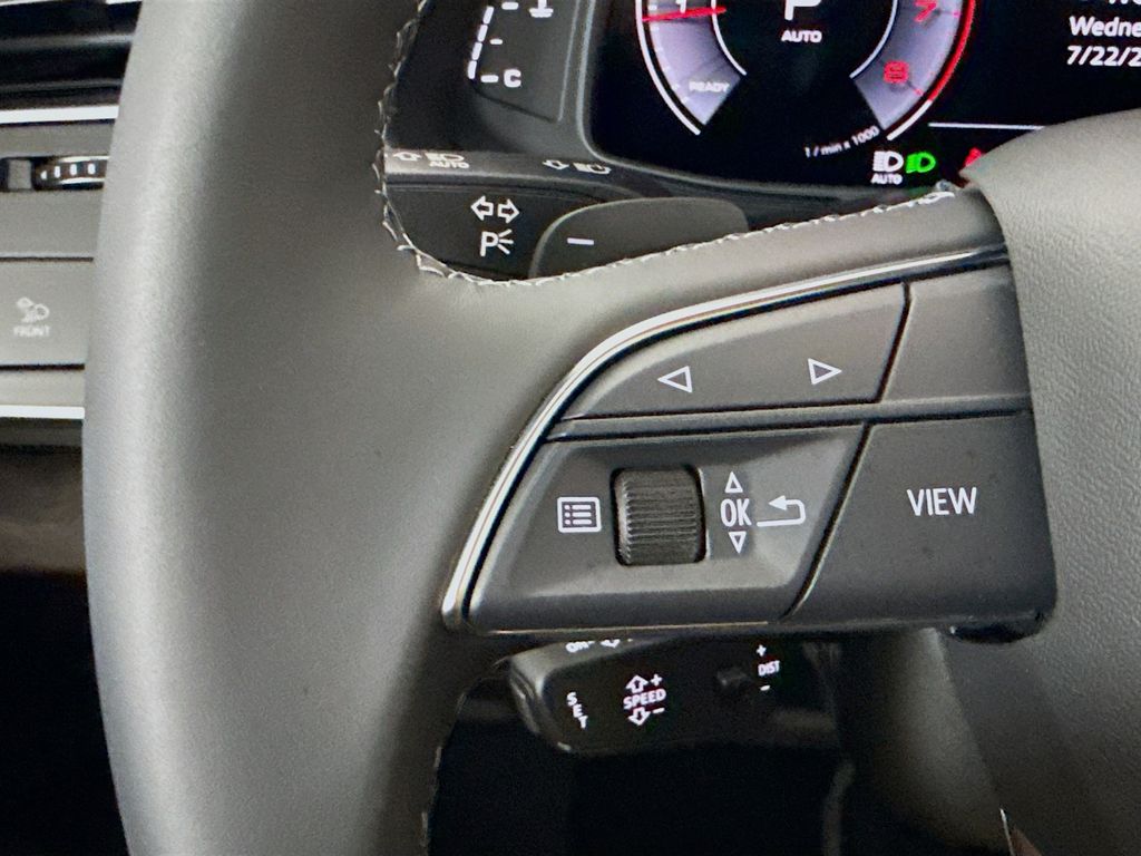 Thumbnail: 2026 Audi Q8 - 12