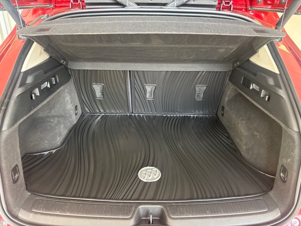 Used 2023 Buick Envision SUV