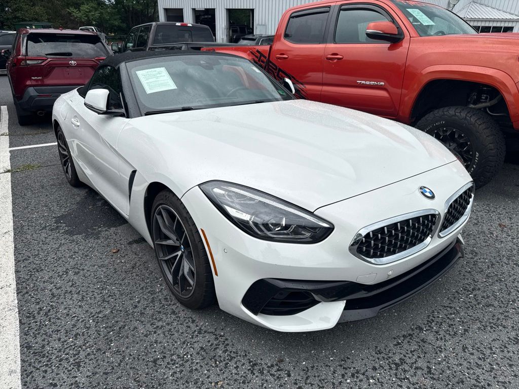 Alpine White 2021 BMW Z4 Convertible Rear-Wheel Drive 8-Speed Automatic