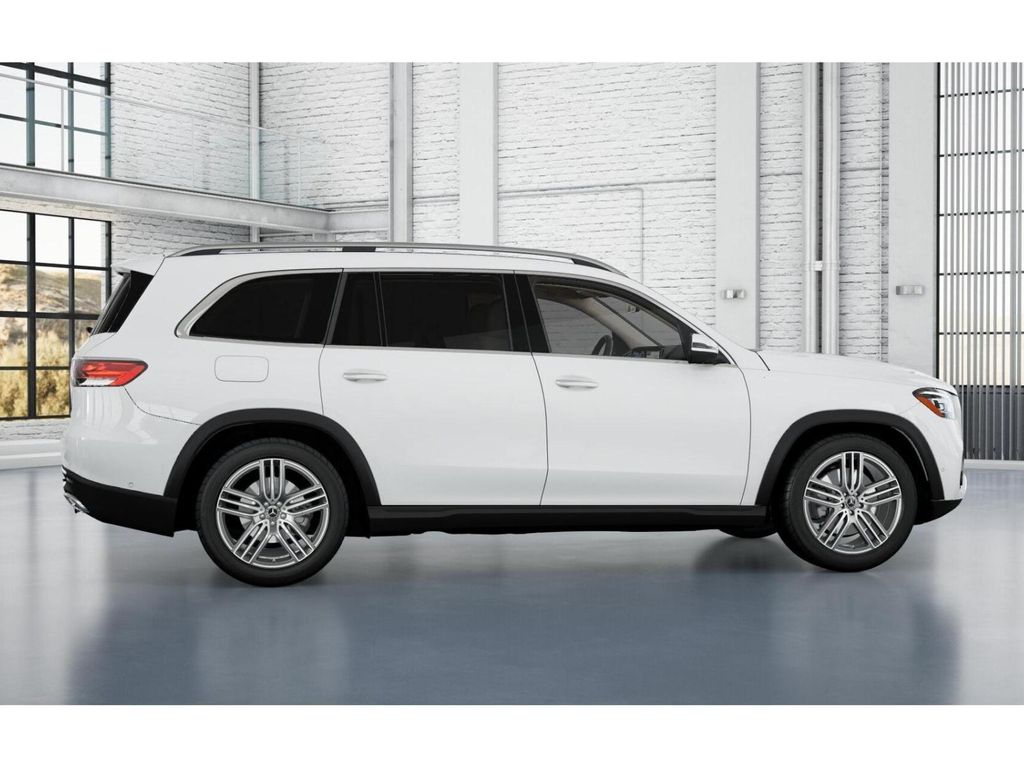 2025 Mercedes Benz GLS 450 4MATIC photo 17