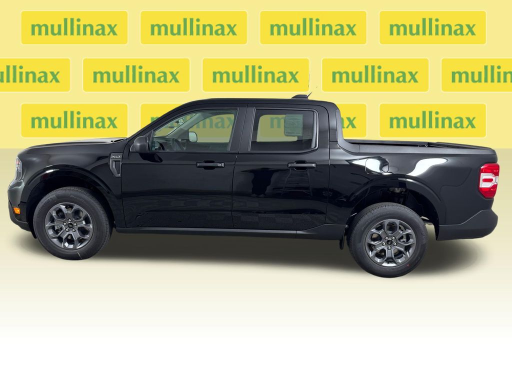 New 2026 Black Ford XLT image 2