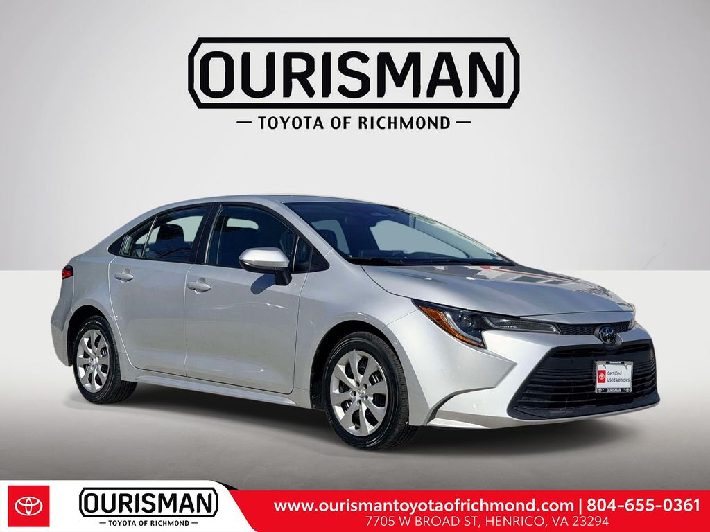2025 Toyota Corolla LE FWD