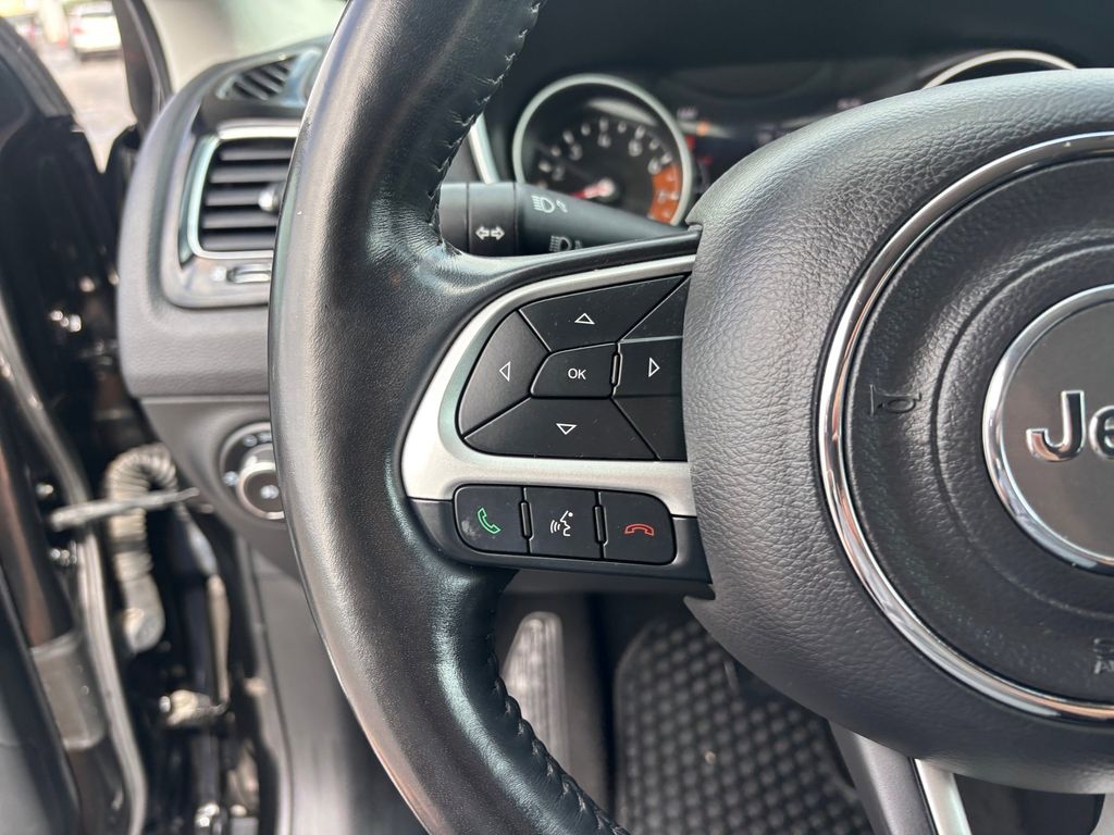 Used Car 2021 Jeep Compass  Altitude For Sale Under $25,000 In Austin, Texas
