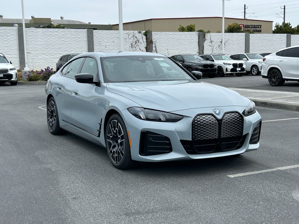 2025 BMW i4 eDrive40 7
