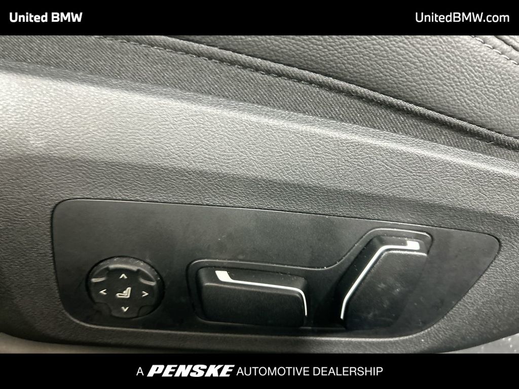 Thumbnail: 2025 BMW 4 Series - 12