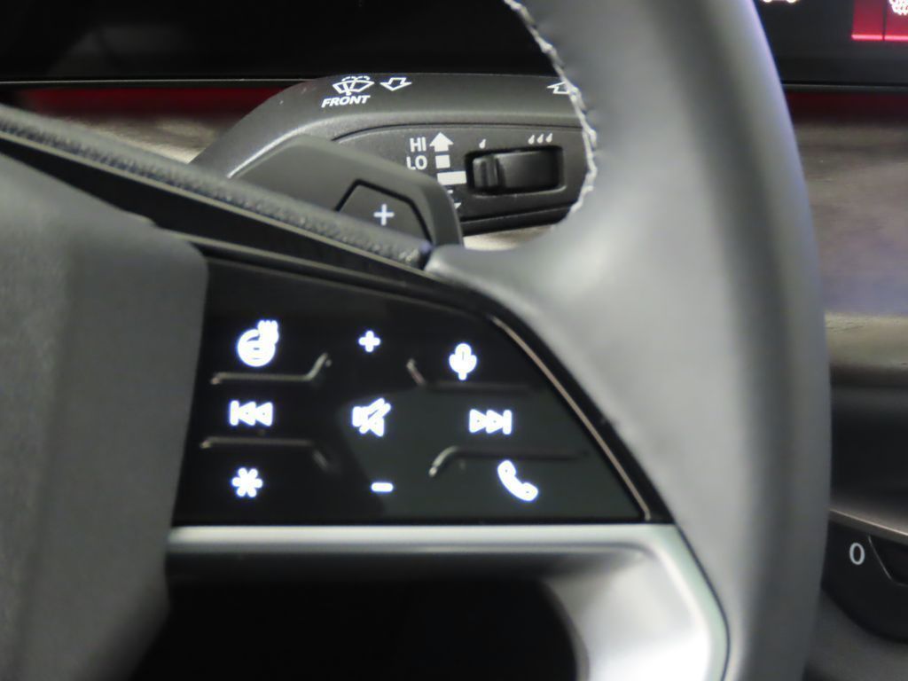 Thumbnail: 2025 Audi Q5 - 17