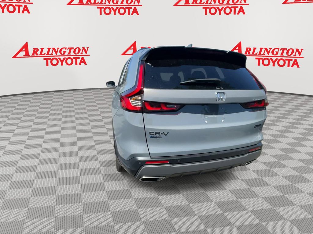 View vehicle photo 5