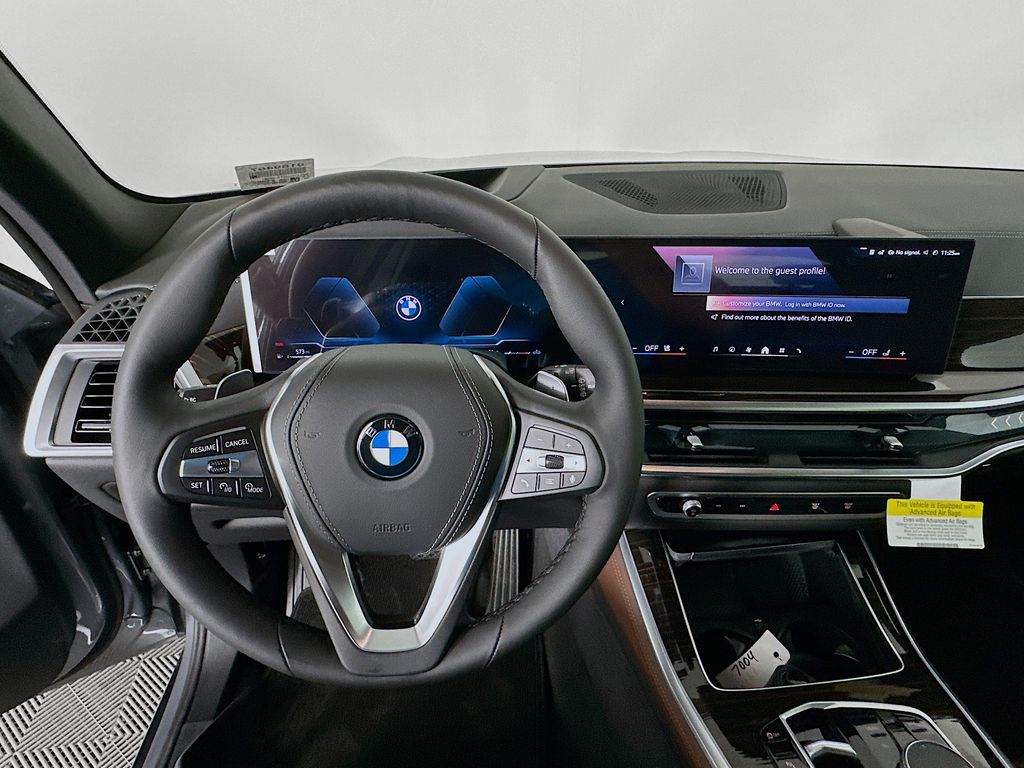 Thumbnail: 2026 BMW X5 - 10