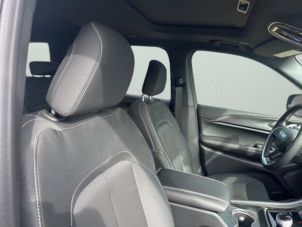 New Car 2025 Jeep Grand Cherokee L  For Sale Under $40,000 In Austin, Texas