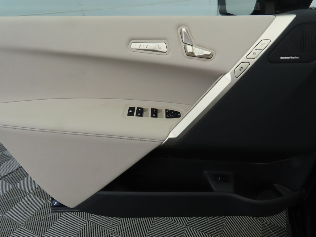 Thumbnail: 2026 BMW iX - 25