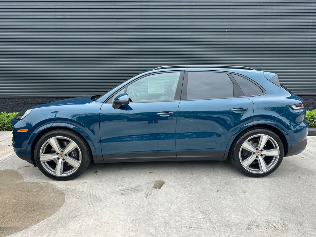 Thumbnail: 2026 Porsche Cayenne - 2