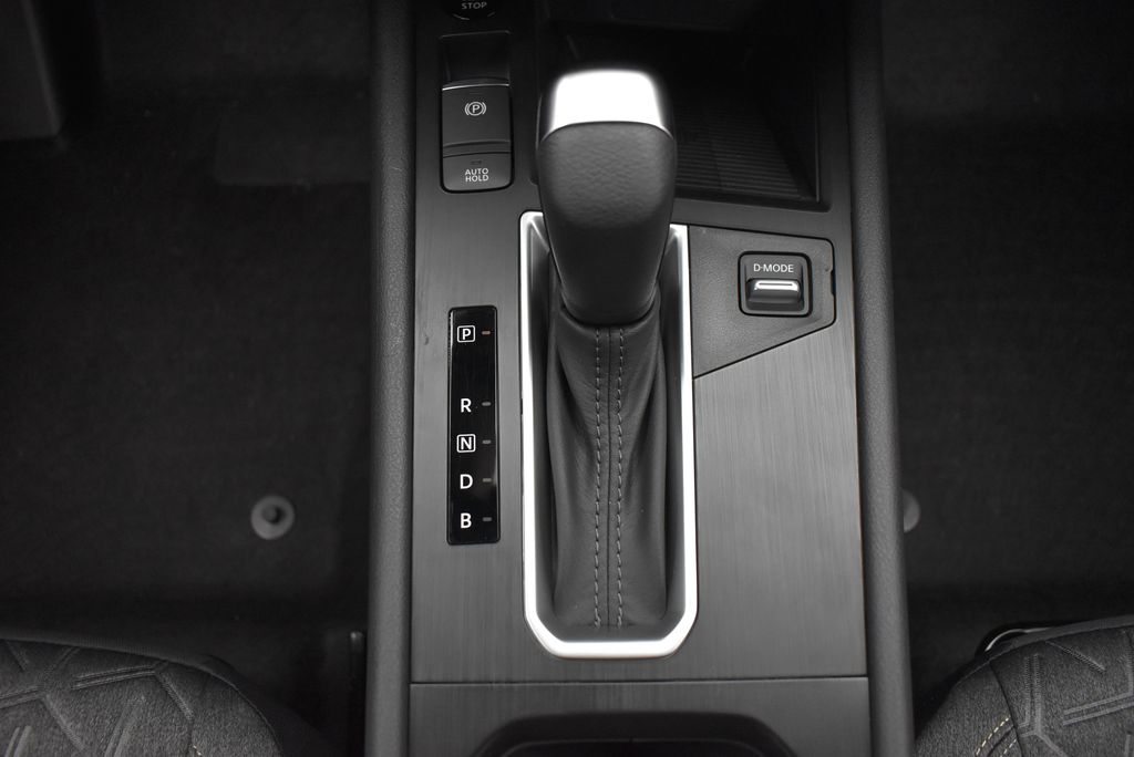 Thumbnail: 2026 Nissan Kicks - 26