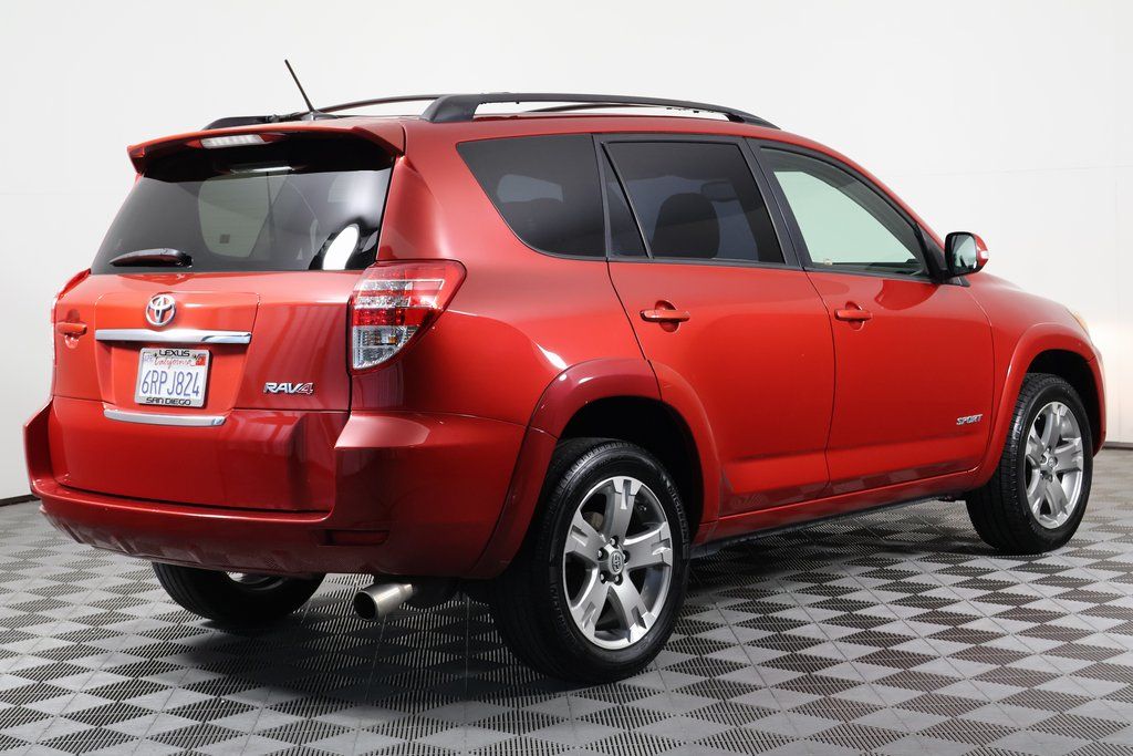 Thumbnail: 2011 Toyota RAV4 - 4