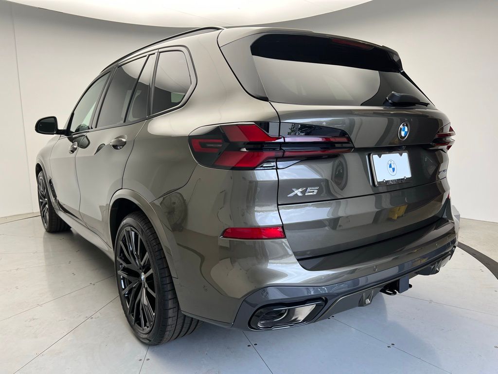 Thumbnail: 2026 BMW X5 - 4