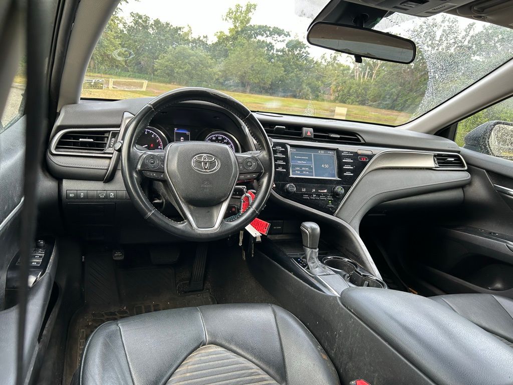 2019 Toyota Camry SE 12