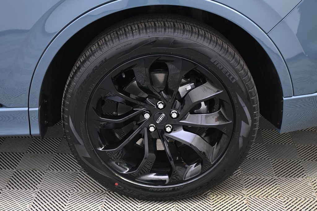 New 2026 Blue Lincoln Premiere image 20