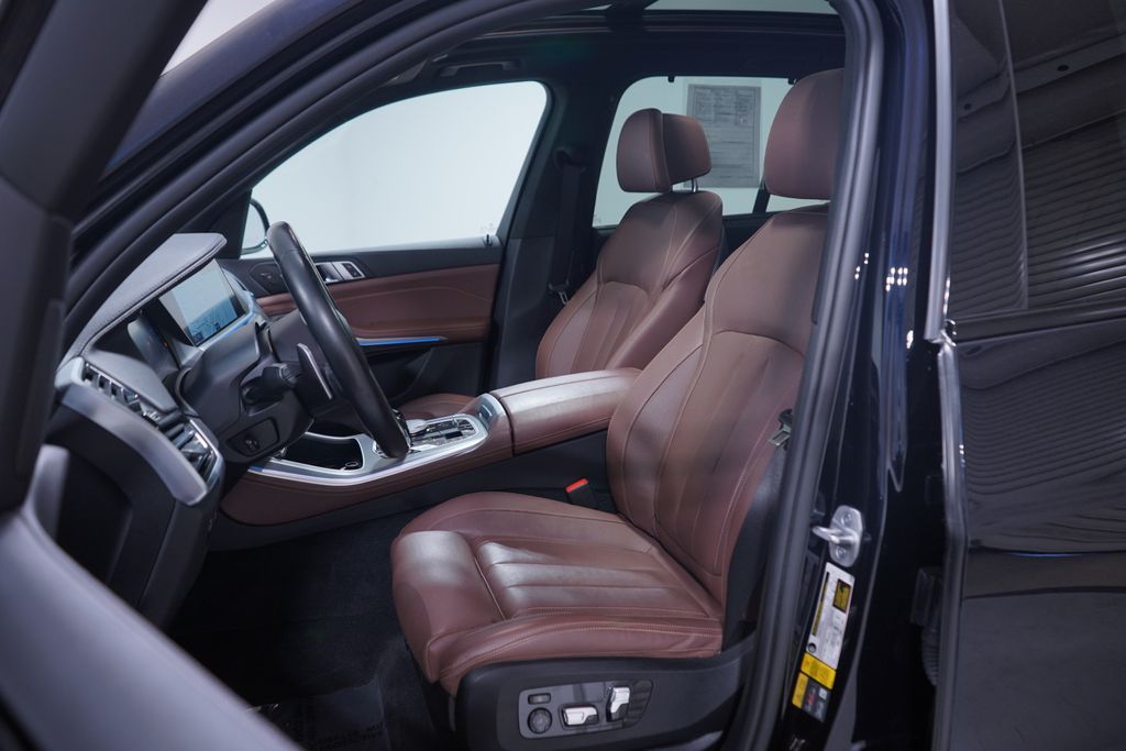 Thumbnail: 2022 BMW X5 - 7