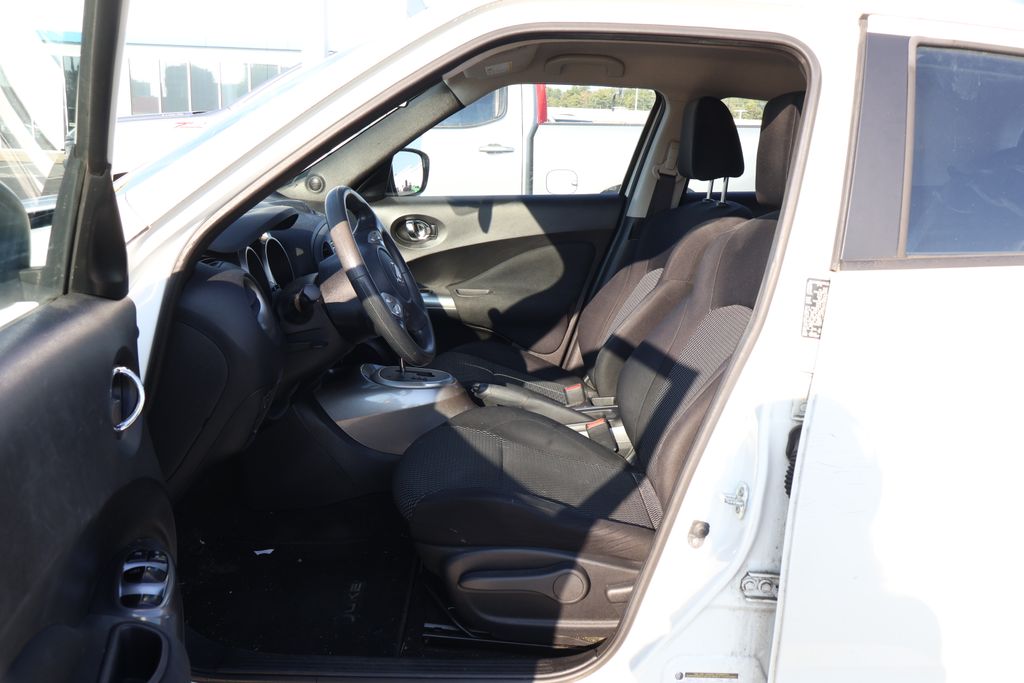 Thumbnail: 2015 Nissan Juke - 13