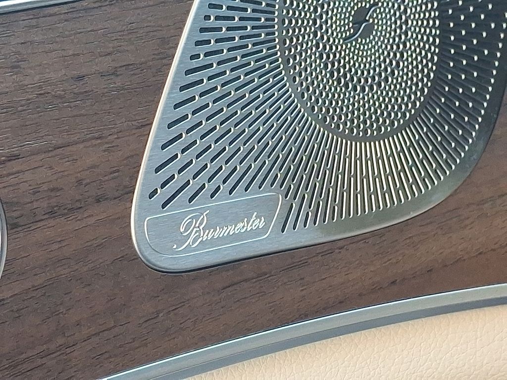 Thumbnail: 2025 Mercedes-Benz GLS - 26