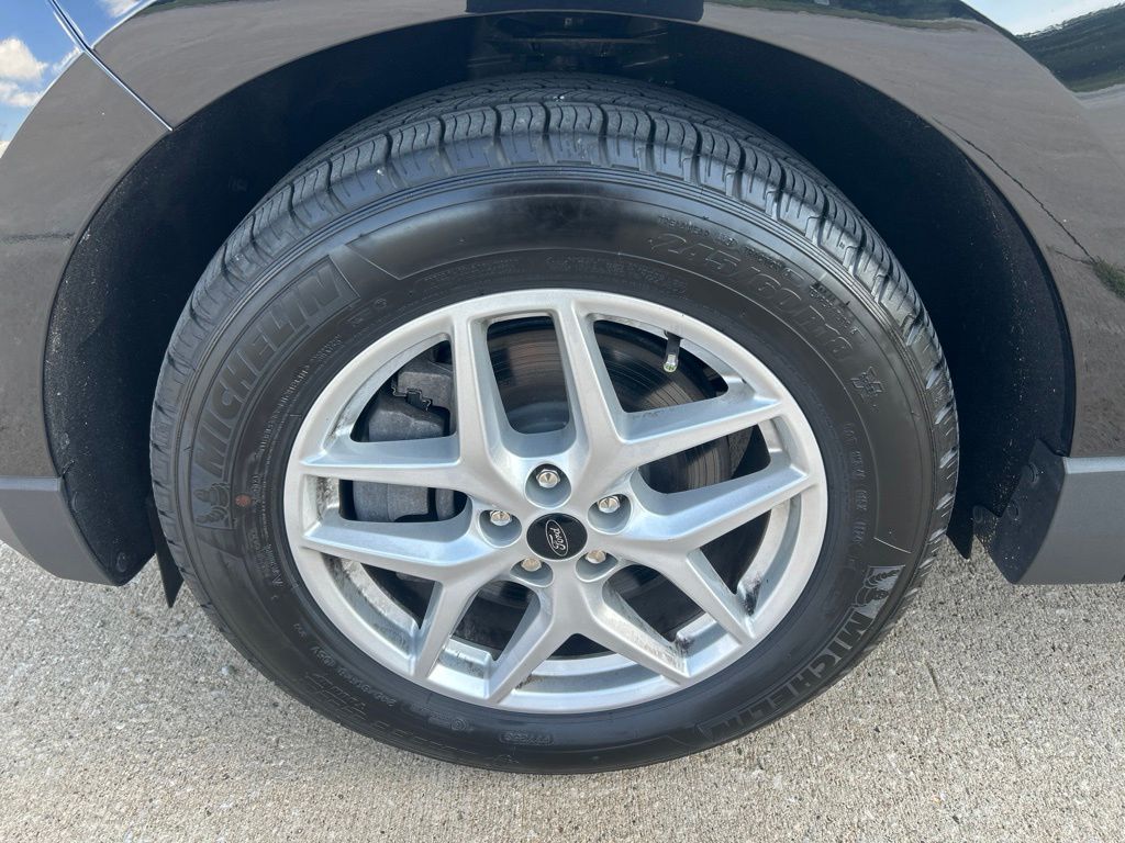 Used 2024 Ford Edge SUV
