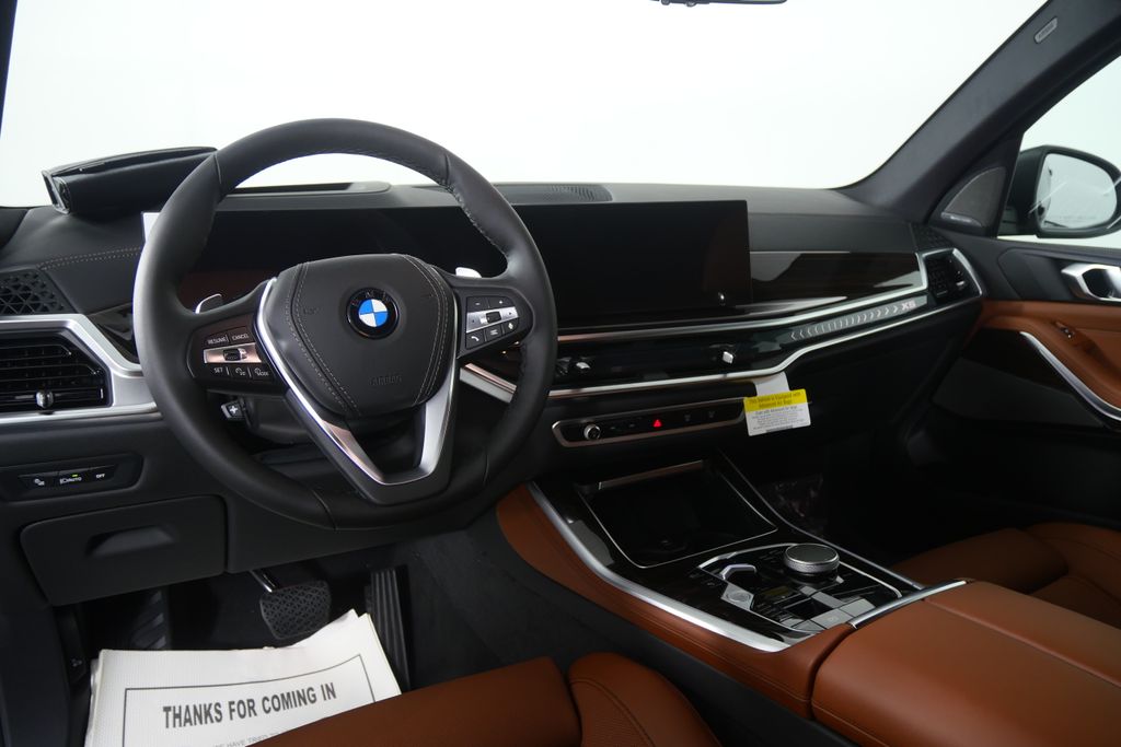 Thumbnail: 2026 BMW X5 - 18