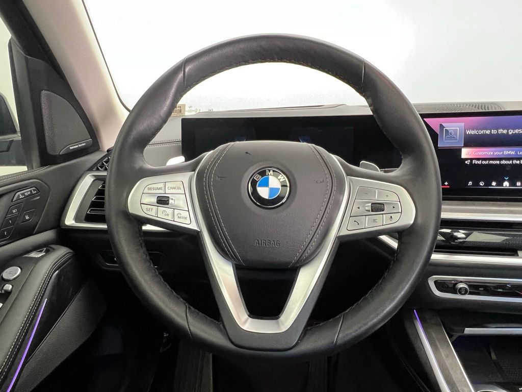 Thumbnail: 2024 BMW X7 - 18
