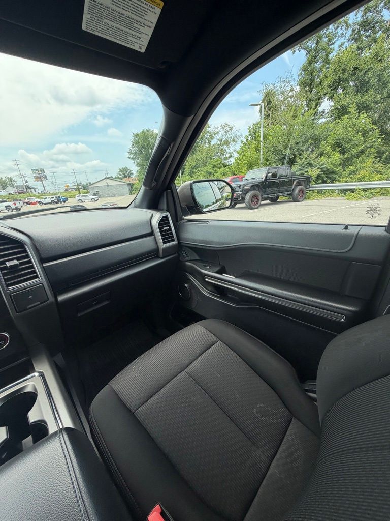Certified Used 2018 Gray Ford XLT image 15